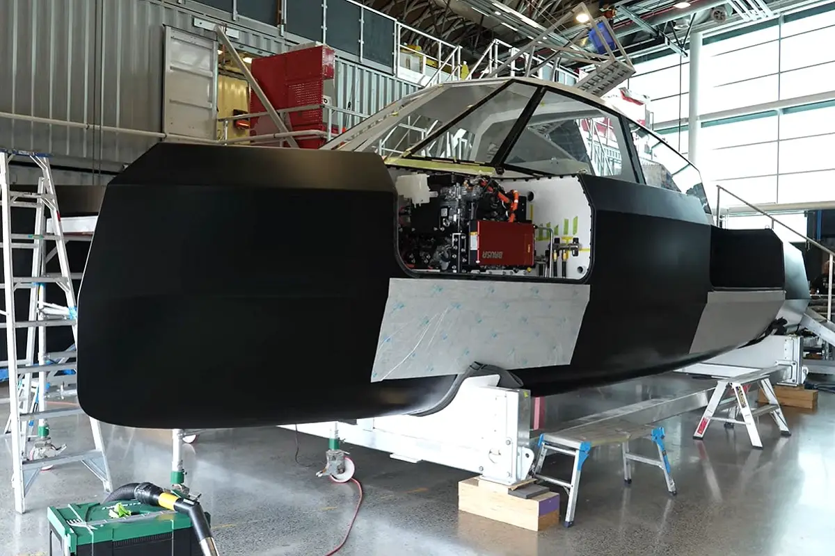 Hydrogen Fuel Cells - Hydrogen Foiling Chase Boat In Final Fit Out - Emirates TeamNZ YouTube