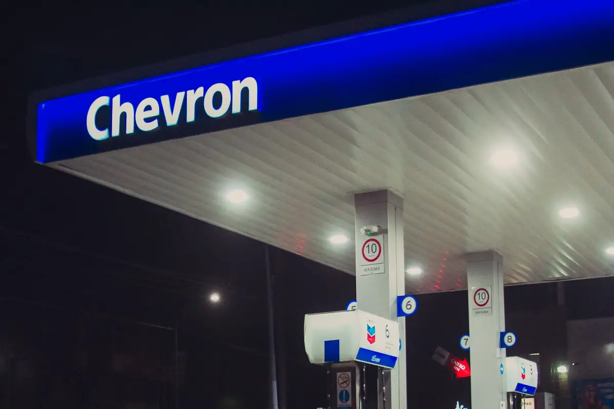 Blue hydrogen - Chevron gas station