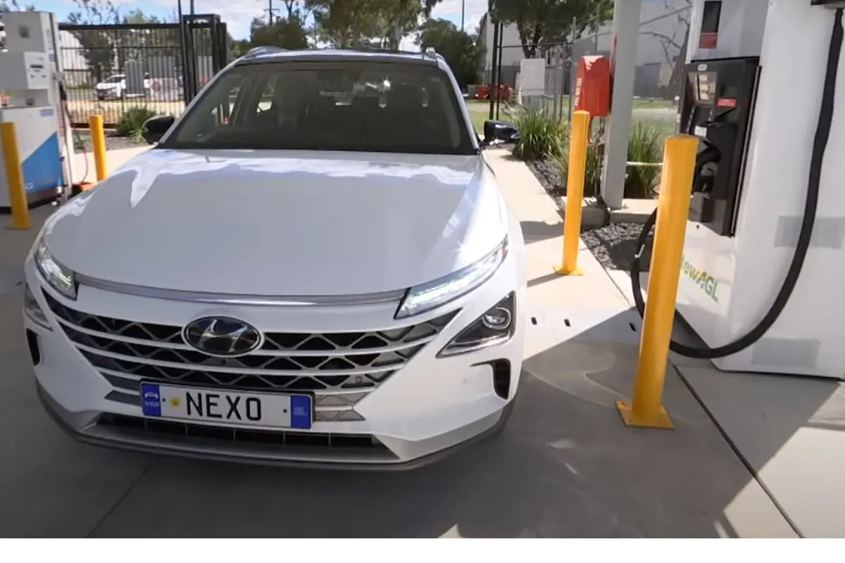 Hydrogen Fuel Stations - Nexo - Canberra becomes first Australian city with public hydrogen refuelling station - ABC News YouTube