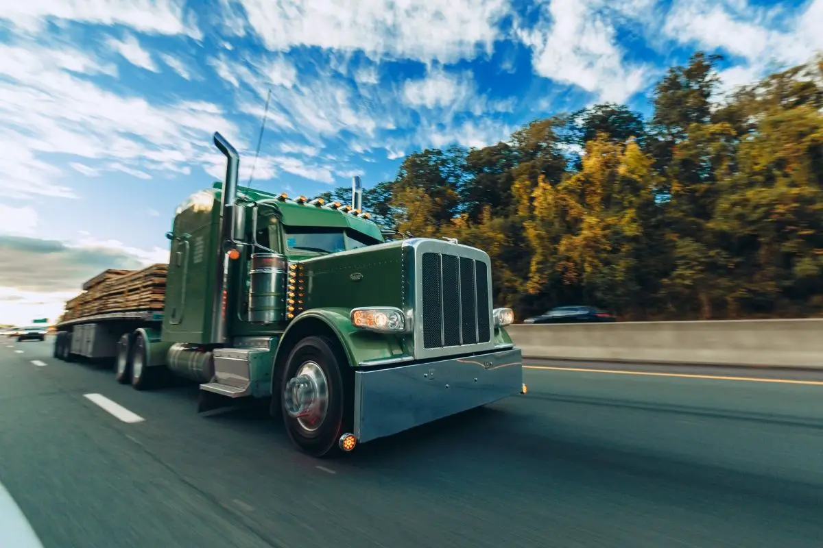 Hydrogen fuel cell - A heavy duty truck on road