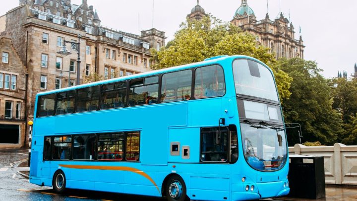 Hydrogen fuel cell double decker buses replace Ricardo diesels