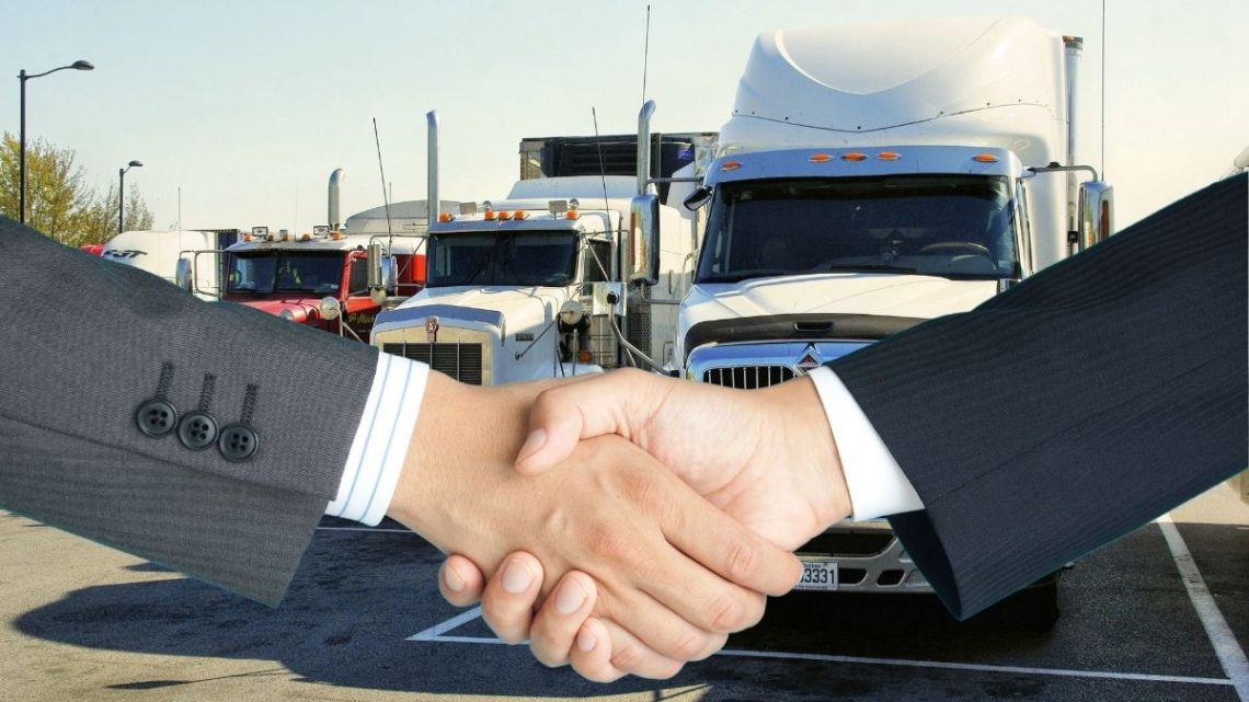 Daimler collaboration to test liquid hydrogen fueled truck