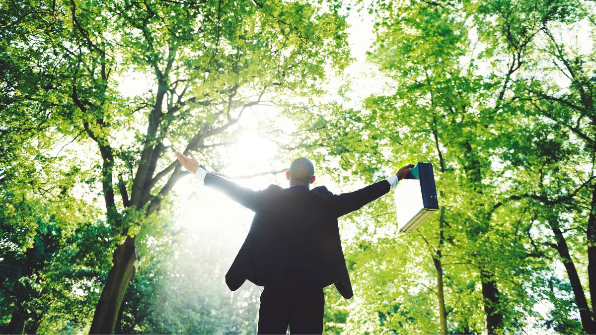 How To Inspire Your Employees Reduce Their Carbon Footprint?