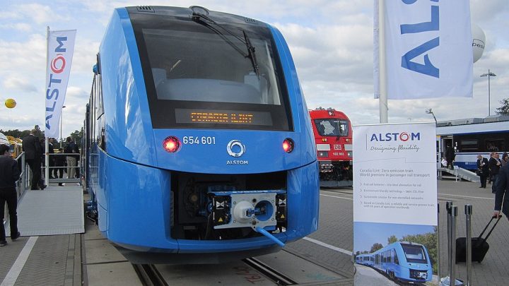 Alstom Coradia iLint train travels 1,175 km on one hydrogen tank