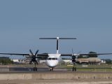 Hydrogen Fuel cells - Image of a Dash 8 Plane