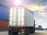 Fuel cell truck - Image of a tractor trailer at a port