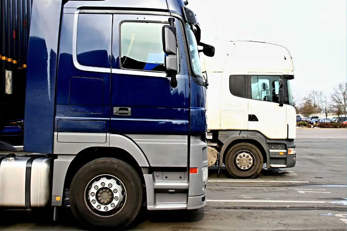 Green hydrogen - Image of lorries