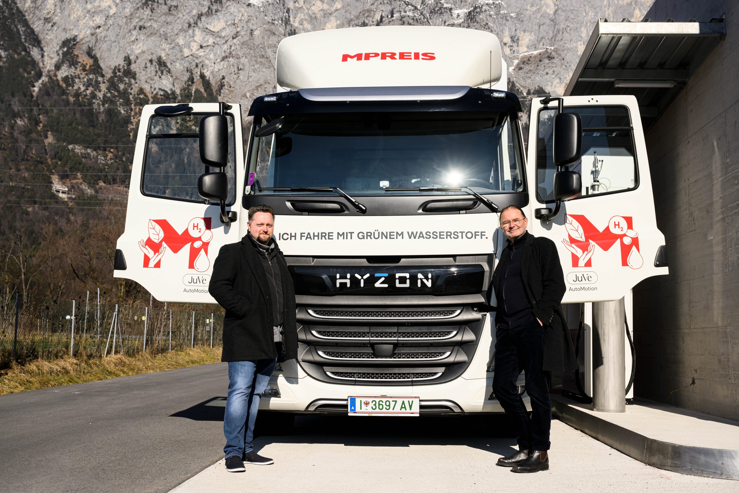 Hydrogen truck - MPREIS nimmt ersten H2LKW Österreichs in Betrieb - 8
