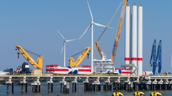 Massive 500 MW offshore green hydrogen project finds home in the Netherlands