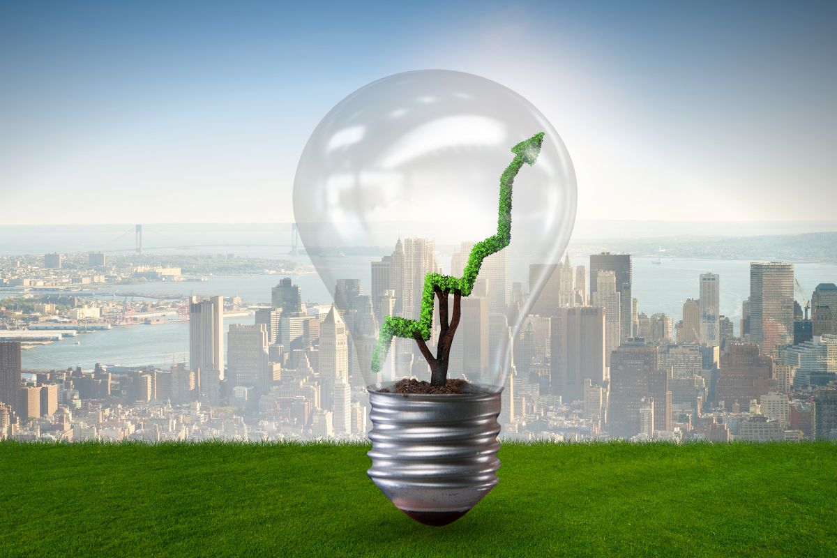 Clean hydrogen - Light Bulb - Green power
