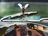 Hydrogen cars - Rolls-Royce logo on Vehicle