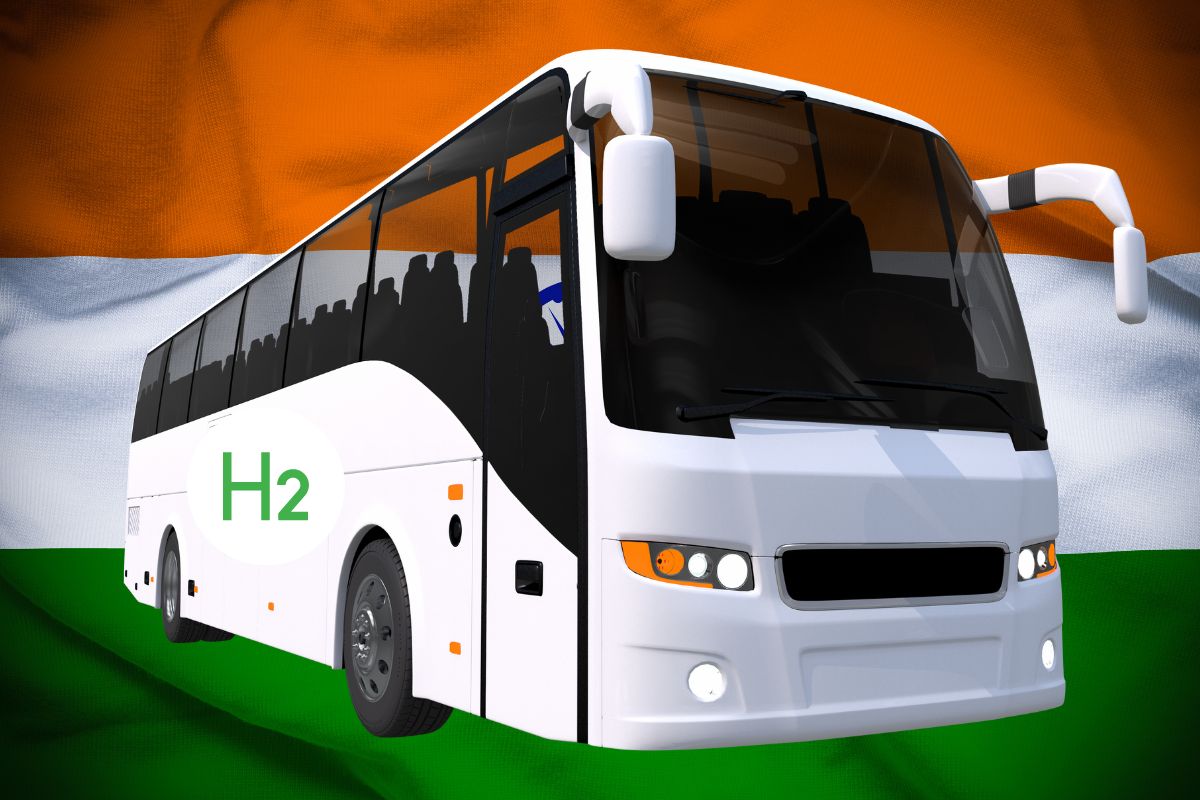 Fuel cell buses - India Flag - H2 Bus