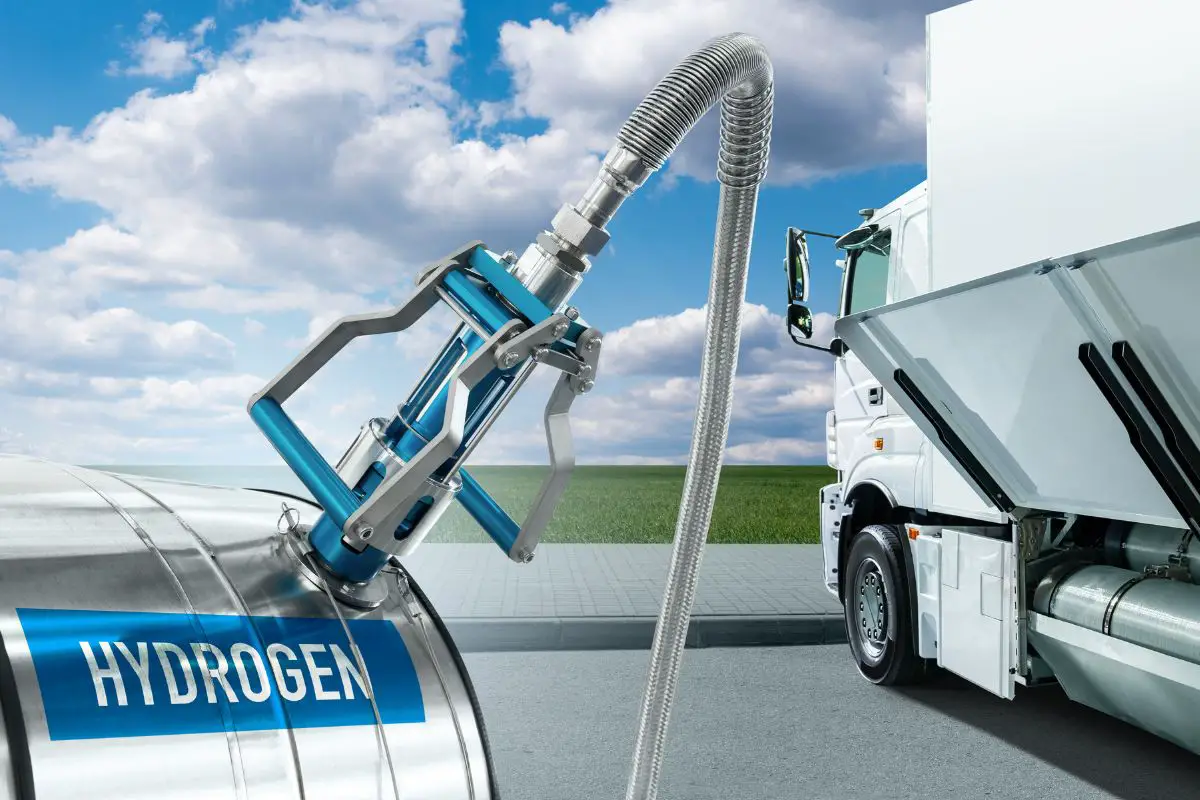 Hydrogen Station - H2 truck refueling