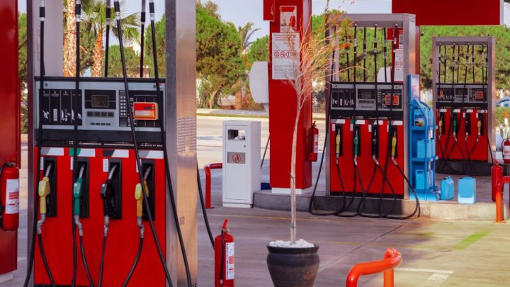 Refueling in Spain: Fueling Etiquette and Best Practices