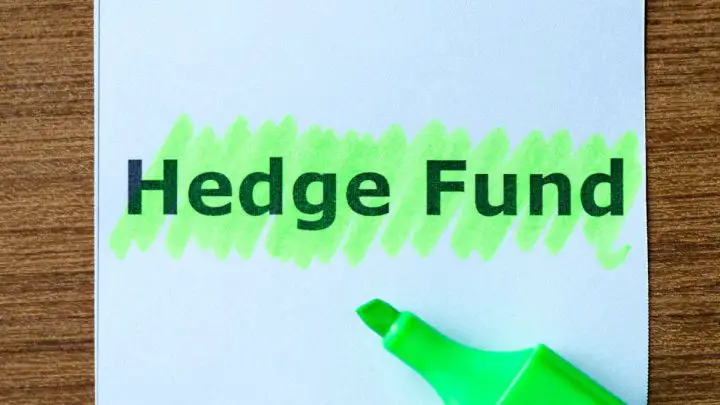 From Risk to Reward: Exploring the Advantages of Hedge Funds