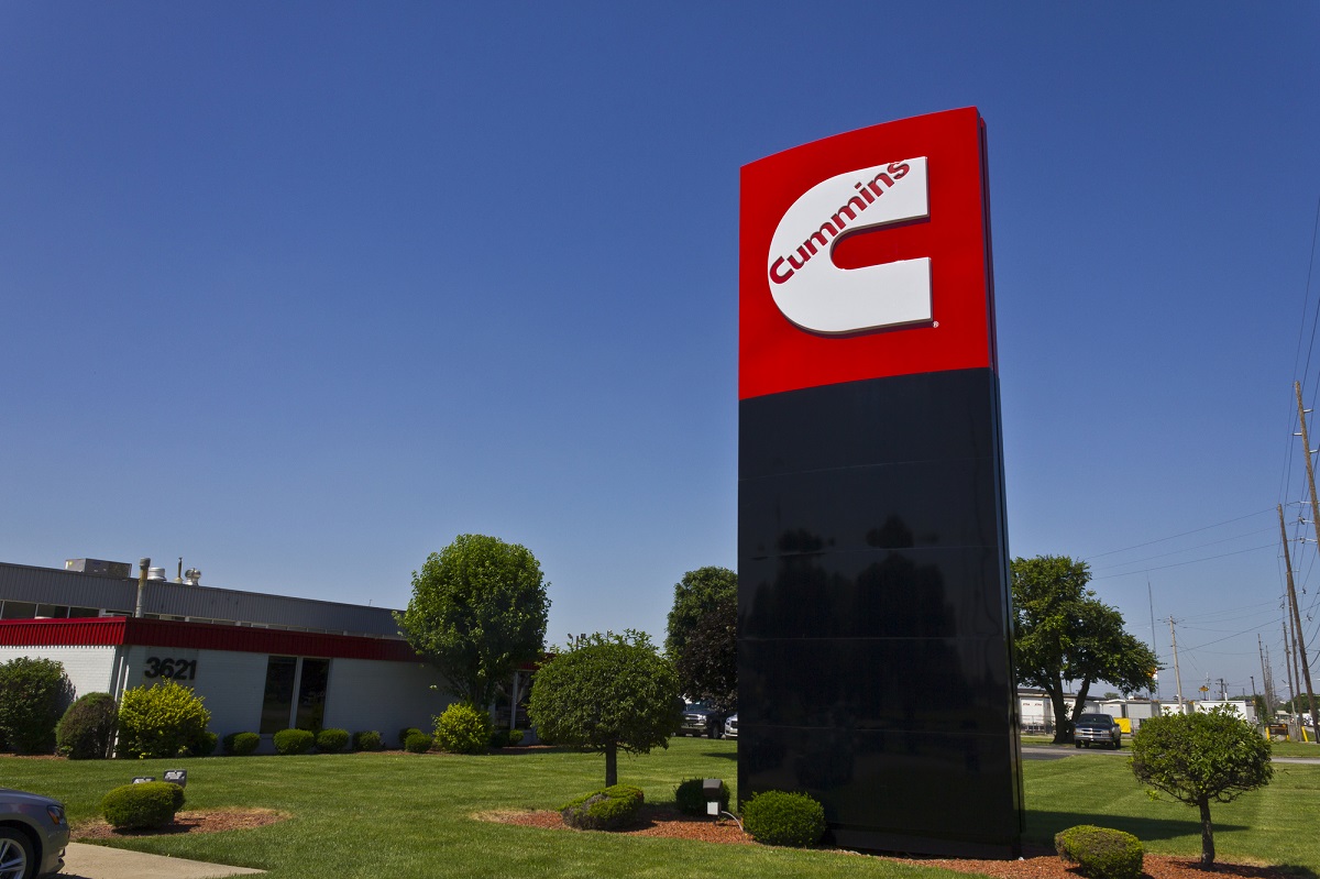 Hydrogen engine - Image of Cummins logo and building