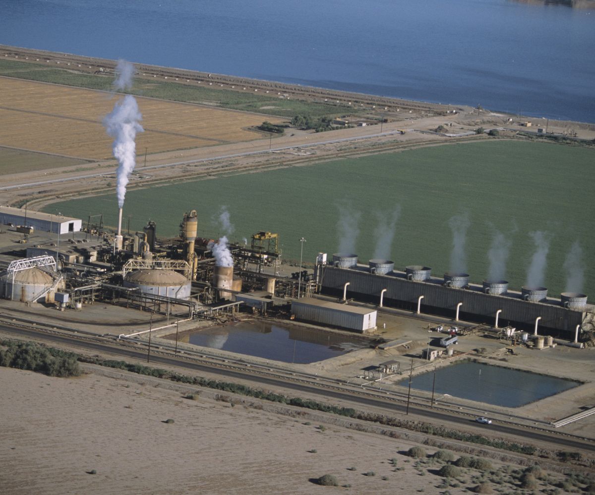 geothermal energy power plant, Calipatria, CA, USA