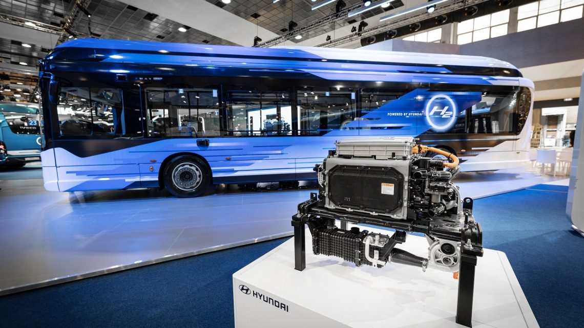 Hydrogen fuel cell bus collaboration begins between Hyundai and Iveco