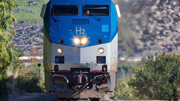 Hydrogen Train Adoption Gaining Steam with Saudi Arabia’s 1st Trial