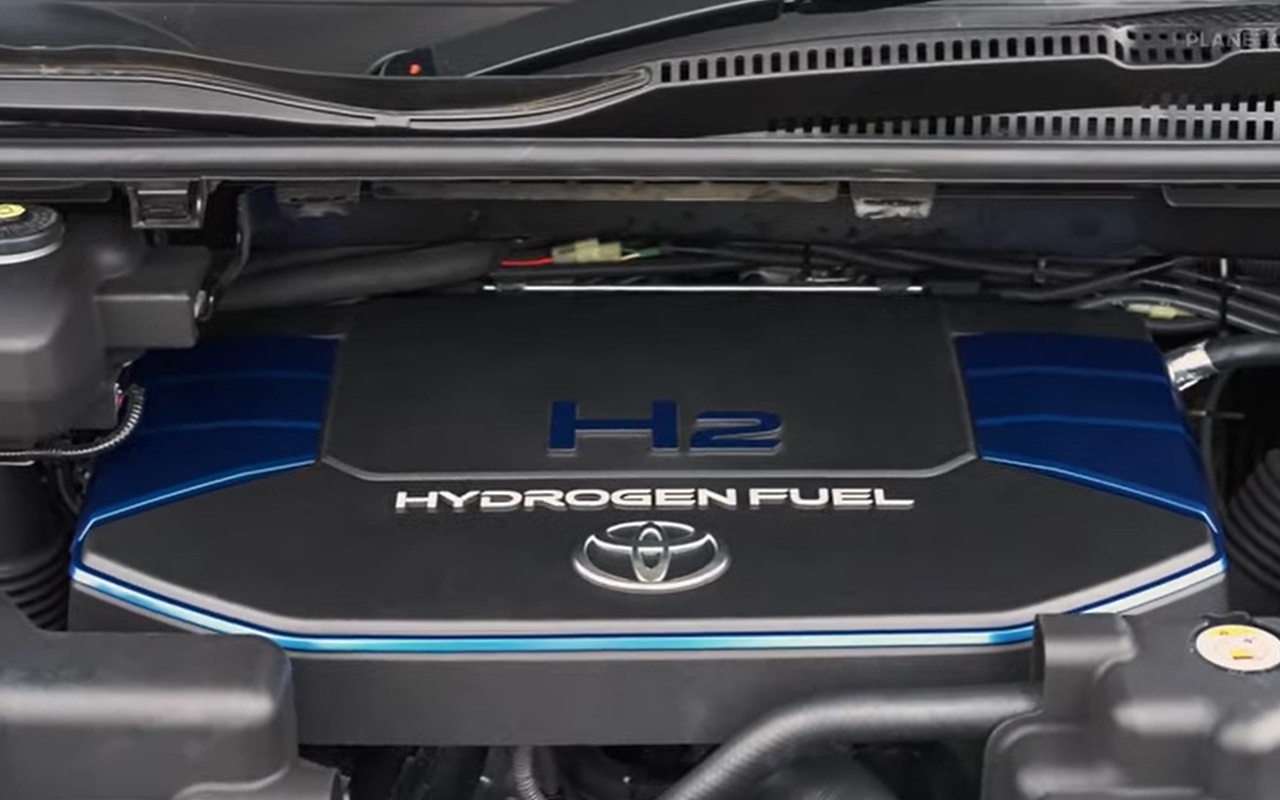 Hydrogen engine car - New Toyota HYDROGEN HiAce Prototype With V6 Turbo Engine 1 - Image Source - Planet Car News YouTube