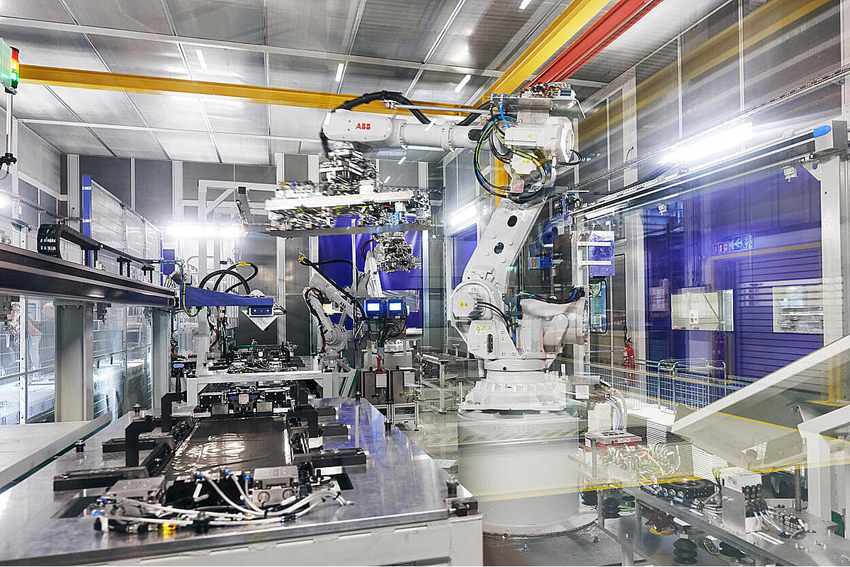 Siemens hydogen electrolyzer robotic bulk production