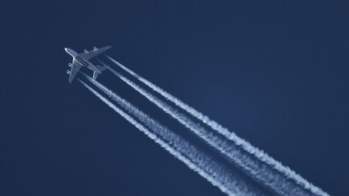 Airbus uses hydrogen plane for its Blue Condor contrail study