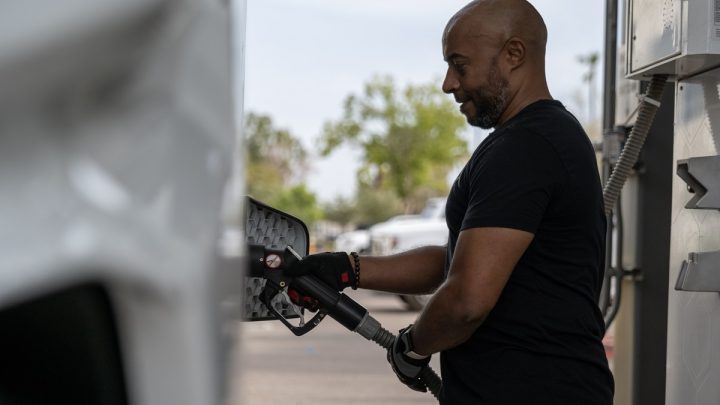 Nikola barrels forward with hydrogen fueling stations network