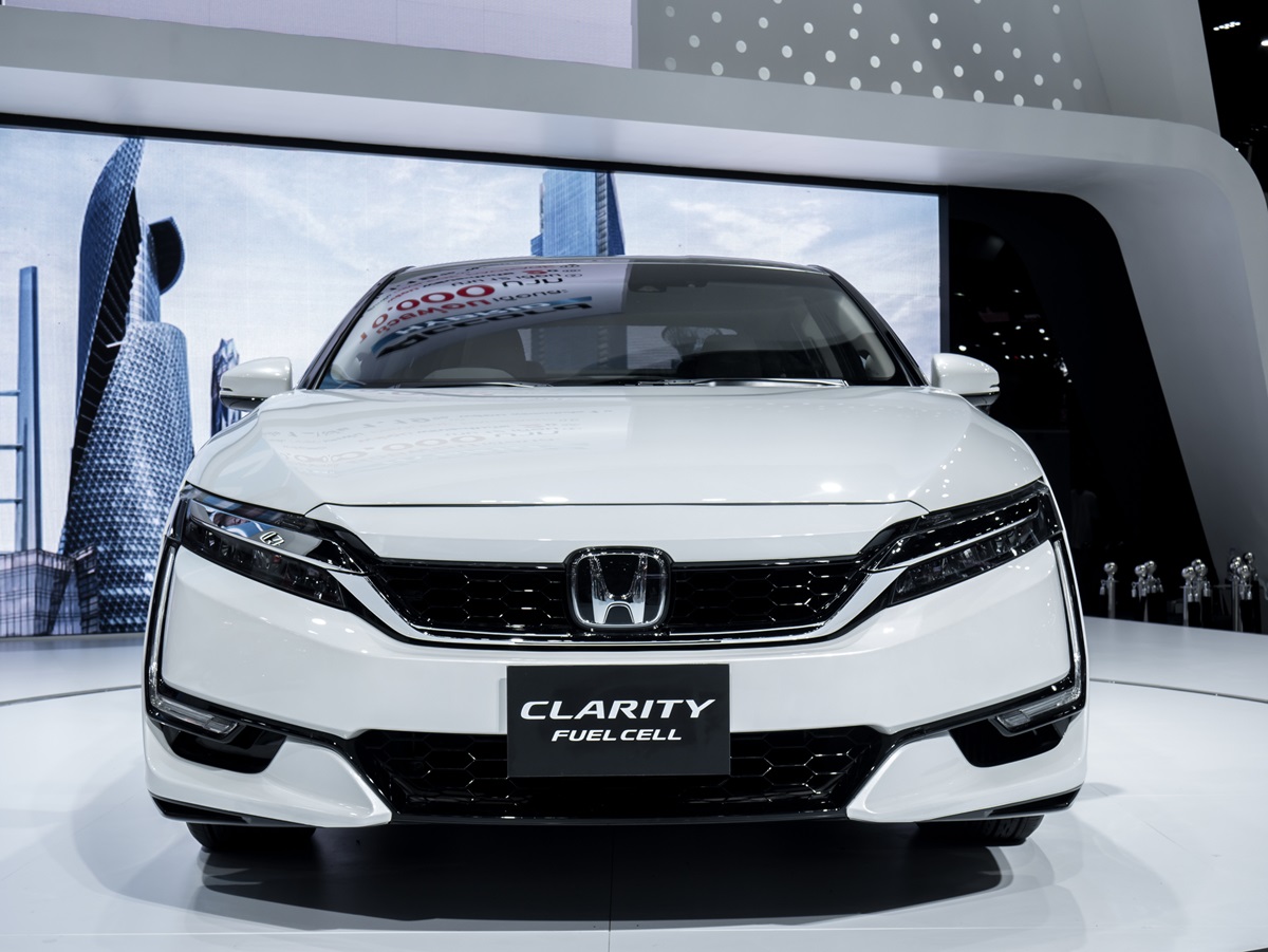 Hydrogen cars - Image of Honda Clarity Vehicle