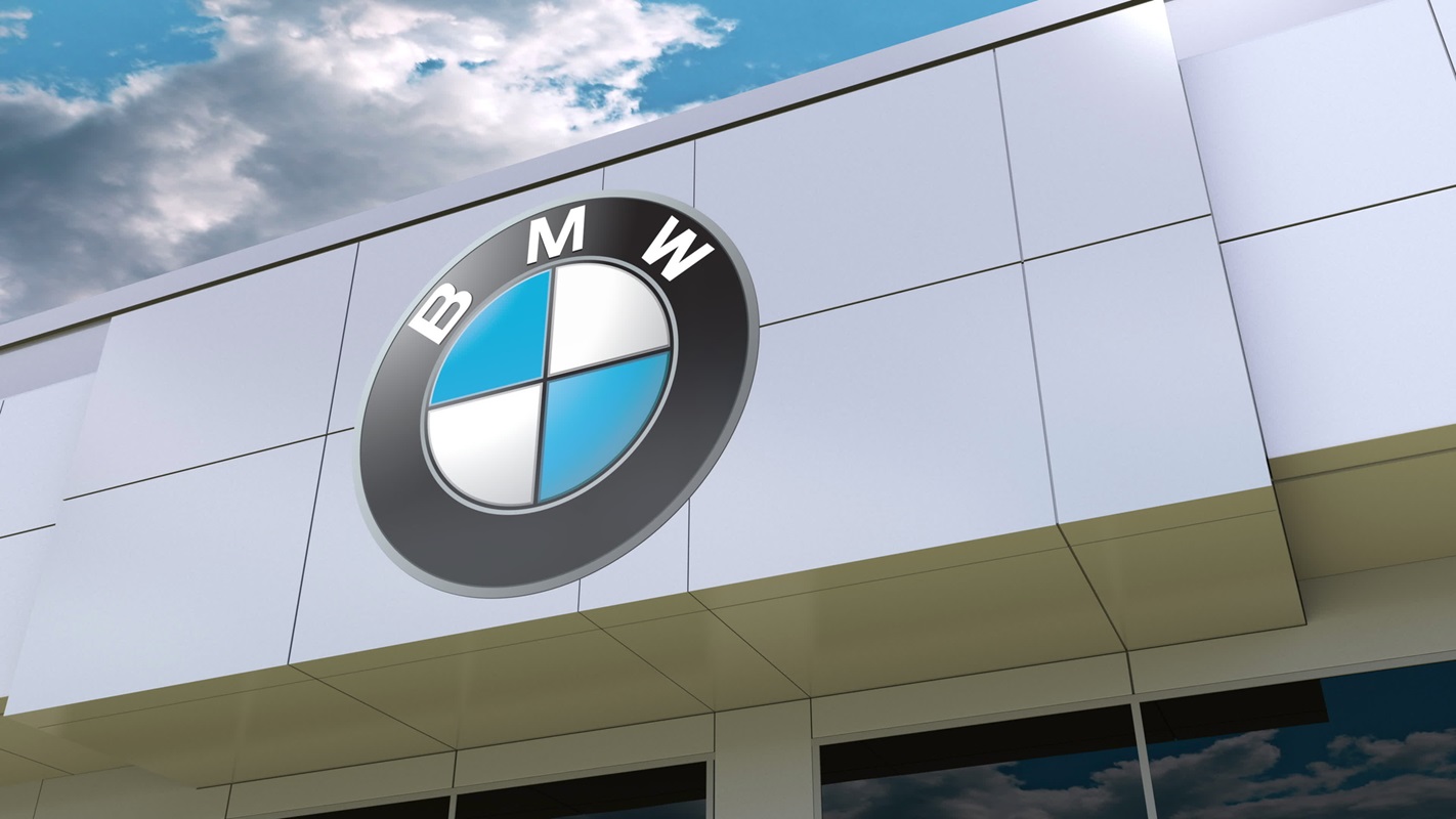 Hydrogen plane - Image of BMW logo on building