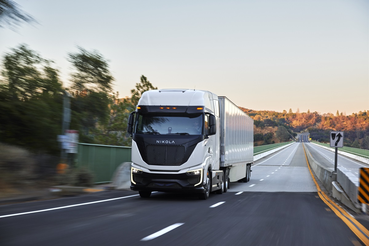 Nikola Fuel Cell Truck on road - 20230721 NIKOLA FCEV BAY AREA -FORESTHILL - 8532 - Image Source - Nikola