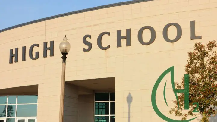 This high school is all about green hydrogen heating