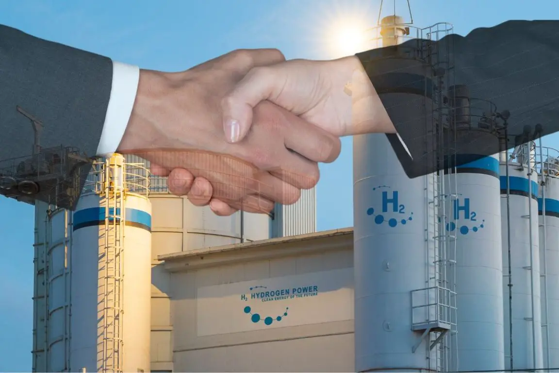 Hydrogen Production Plant - Handshake