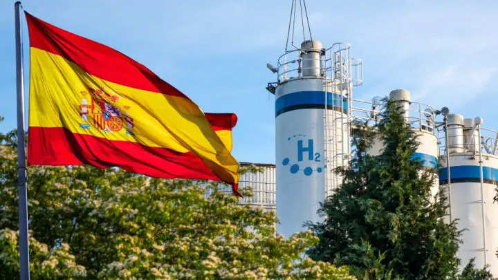 BP Unveils Spain Green Hydrogen Project After EU’s Billion-Dollar Boost