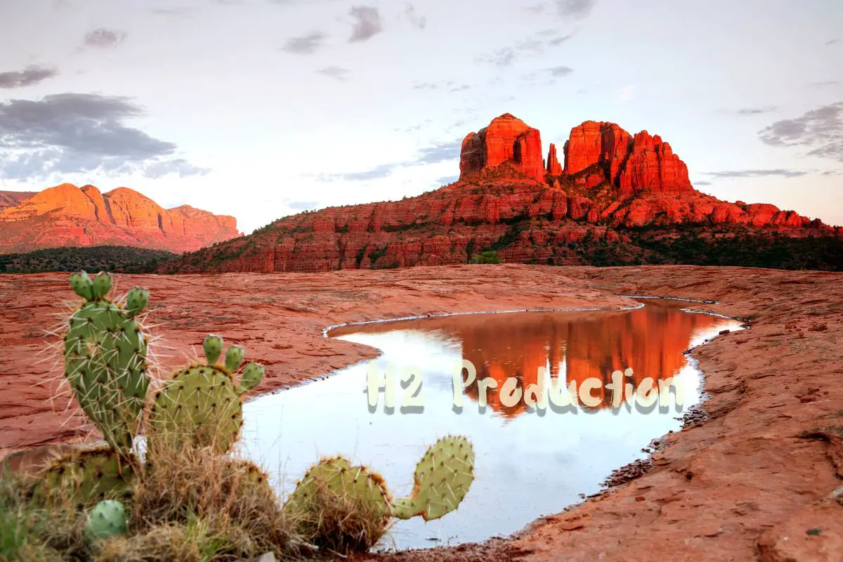 Green hydrogen Production - Arizona desert and water