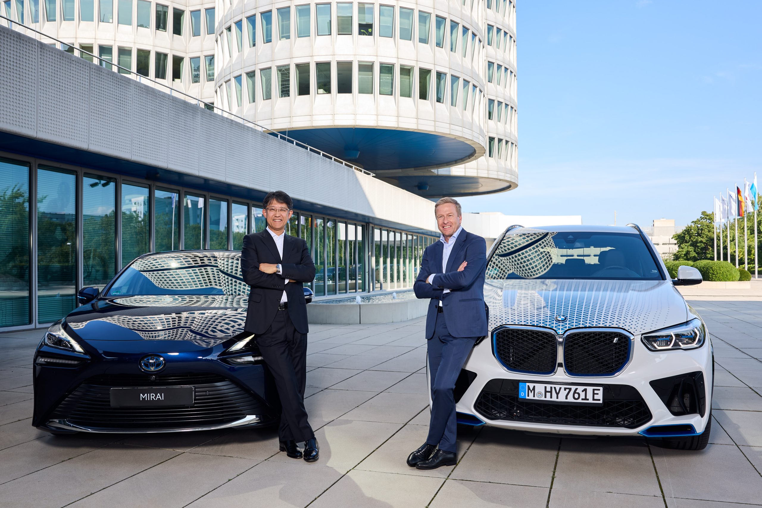 BMW and Toyota hydrogen cars future 