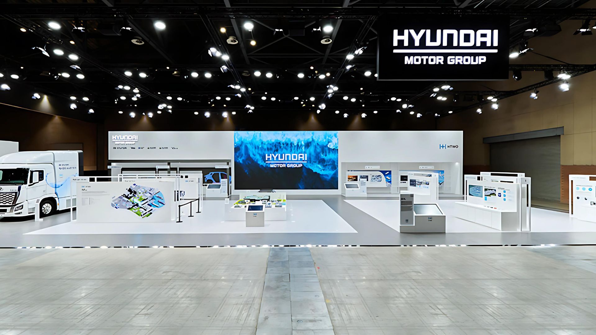 Massive H2 MEET booth Image Credit: Hyundai Press Room