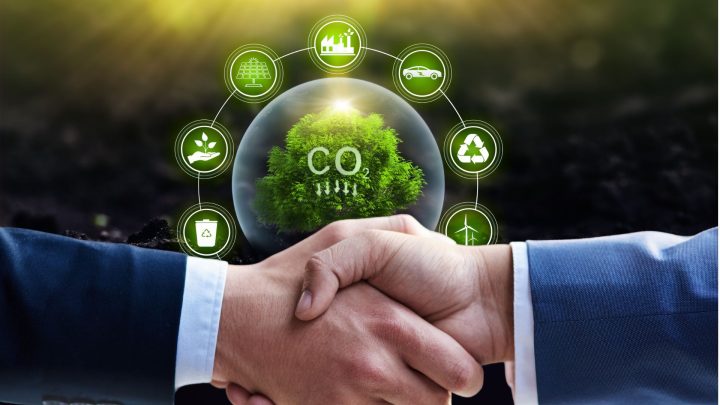 Two Giants, One Goal: How TotalEnergies and Air Liquide Are Tackling CO2 Head-On