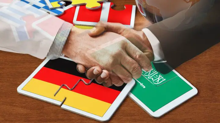 Germany Advances Green Hydrogen Supply with Saudi ACWA Power Partnership