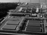 Japan begins evaluating 27 bids under a bold ¥3 trillion hydrogen subsidy scheme to bridge costs and spark a clean energy supply chain across Asia—with Toyota, ENEOS, JERA, and Lotte all playing key roles.