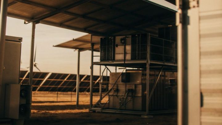 Hydrogen Production Gets a Boost as Plug Power Rallies on Major U.S. Backing and Australia Deal
