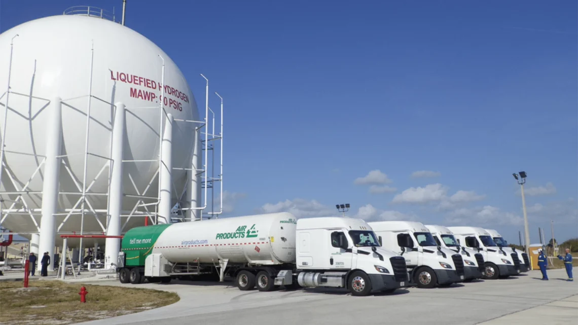 Liquid Hydrogen Storage Breakthrough at Kennedy Space Center for NASA Artemis Missions Liquid Hydrogen Storage Breakthrough at Kennedy Space Center for NASA Artemis Missions