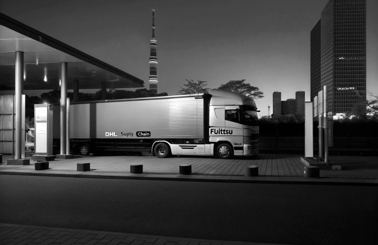 DHL Supply Chain Tests Hydrogen Fuel Cells in Japanese Logistics DHL Supply Chain Tests Hydrogen Fuel Cells in Japanese Logistics