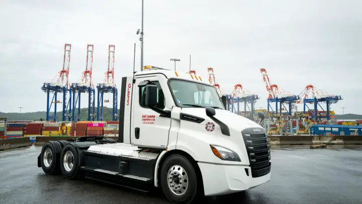Hydrogen Fuel Cells in Action: Hyundai’s 2025 XCIENT Truck Hits Prince Rupert Port