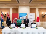 Woodside Energy, Japan Suiso Energy and KEPCO have signed an MOU to export liquid hydrogen from Australia’s H2Perth project to Japan, using CCS-backed blue hydrogen and cryogenic carriers, marking a key step in global hydrogen trade.