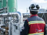 Uruguay’s Ministry of Environment halted HIF Global’s US$6B green hydrogen plant, citing significant negative impacts—33 ha forest clearing, 450 L/s water use—and demands a full EIS.