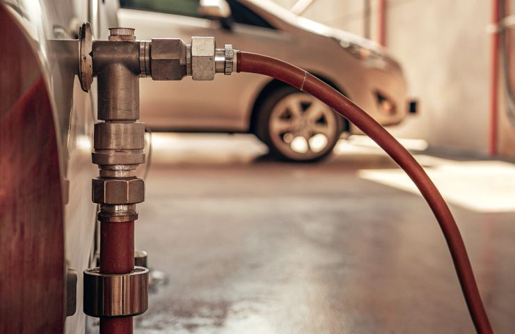 Hydrogen Infrastructure: Swagelok’s New Ramp Regulator and FK Series Check Valve Power Refueling Stations Hydrogen Infrastructure: Swagelok’s New Ramp Regulator and FK Series Check Valve Power Refueling Stations