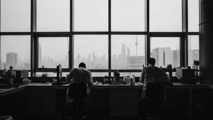 Green Hydrogen Boost: Heraeus to Launch Platinum-Catalysed PEM Labs in Shanghai