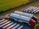 H2 Hollandia combines a 5 MW electrolyzer with a 115 MWp solar park in Drenthe to produce 300 tonnes of green hydrogen annually, easing grid congestion and cutting CO₂ emissions.