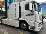 On November 8, 2025, Loblaw, FortisBC and HTEC kicked off BC’s first commercial demo of a hydrogen-powered heavy-duty grocery truck, marking a new era in zero-emission logistics.