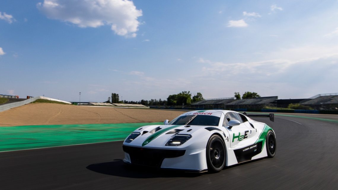 Zero-emission technology on track: Bosch and Ligier unveil hydrogen-combustion JS2 RH2